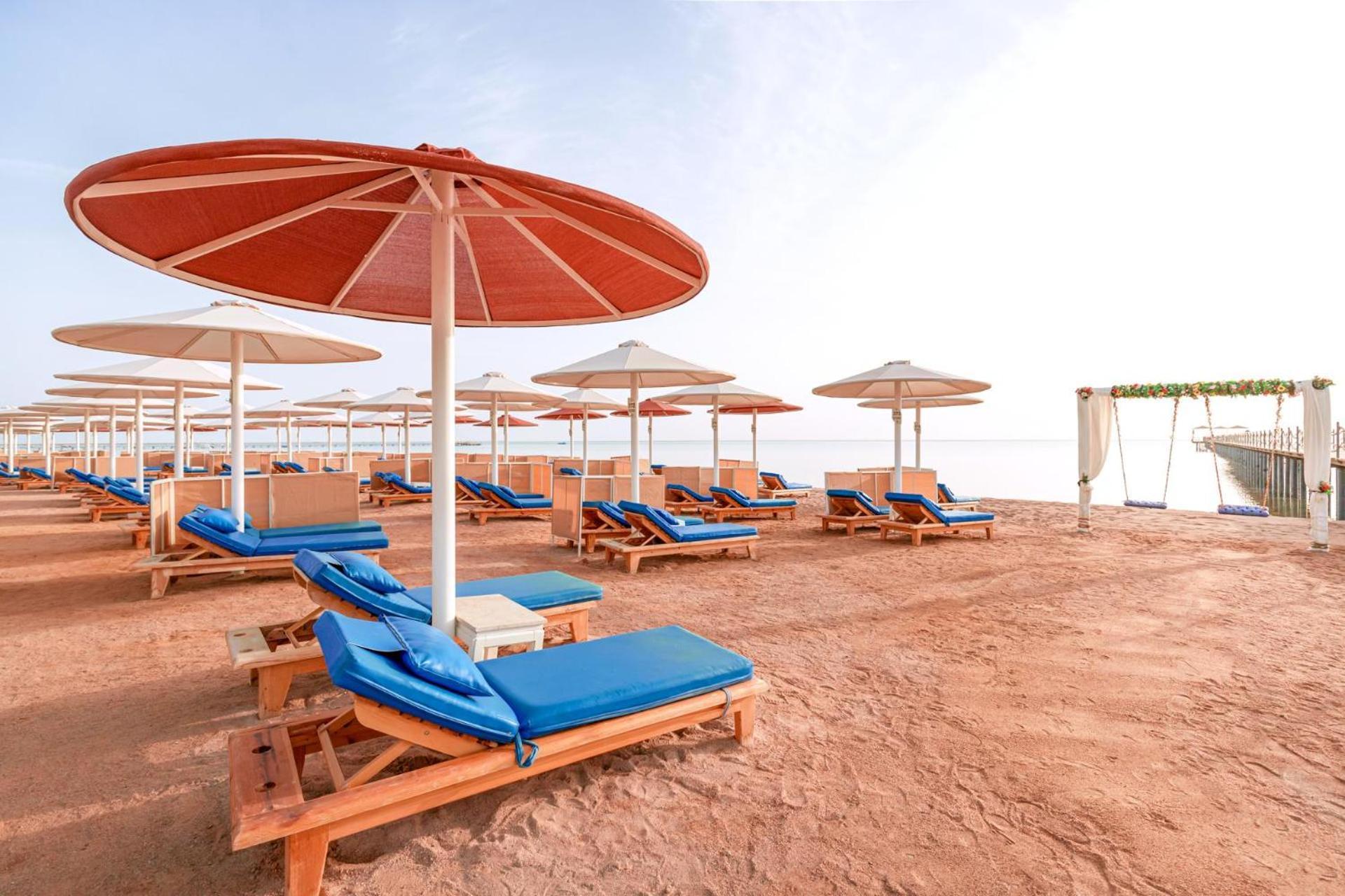 Pickalbatros Laguna Vista Aqua Park Sharm El Sheikk Exterior foto The beach at the resort