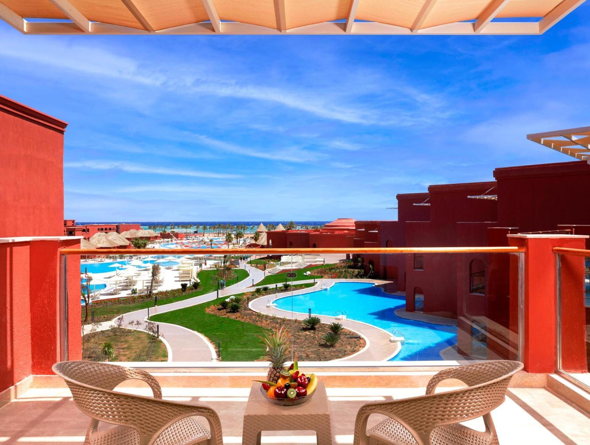 Pickalbatros Laguna Vista Aqua Park Sharm El Sheikk Exterior foto The view from the balcony of a room at the resort